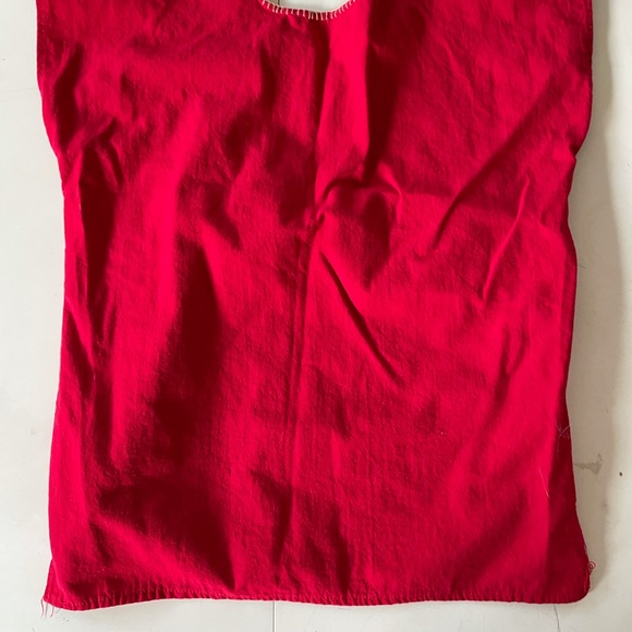 ❤️Beautiful Vintage embroidered traditional Mexican top - Picture 2 of 2